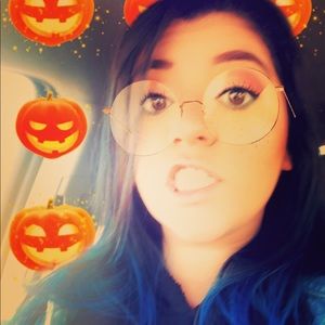 Meet your Posher, Kateri